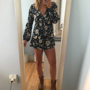 Forever21 green floral romper Size M